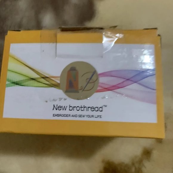 9 Shiny Colors Metallic Embroidery Machine Thread Kit 500M 550Y Each Spool fo... - Picture 7 of 7